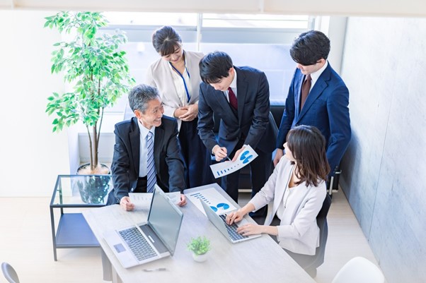 会話　男女　会議　話し合い